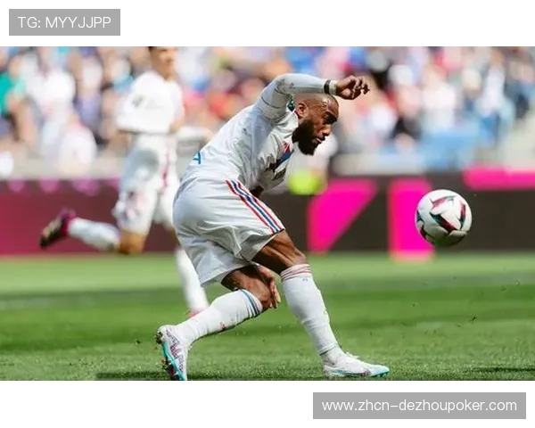 里昂主场战图卢兹，拉卡泽特破魔咒争四关键